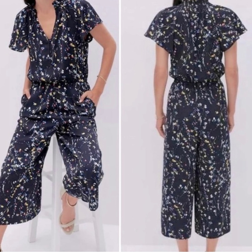 Banana Republic Flutter Sleeve Wide leg navy floral print jumpsuit XL